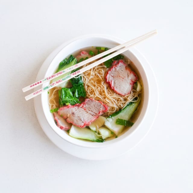 BBQ Pork Noodle Soup - กํวยเตี๋ยวน้ำหมูแดง.