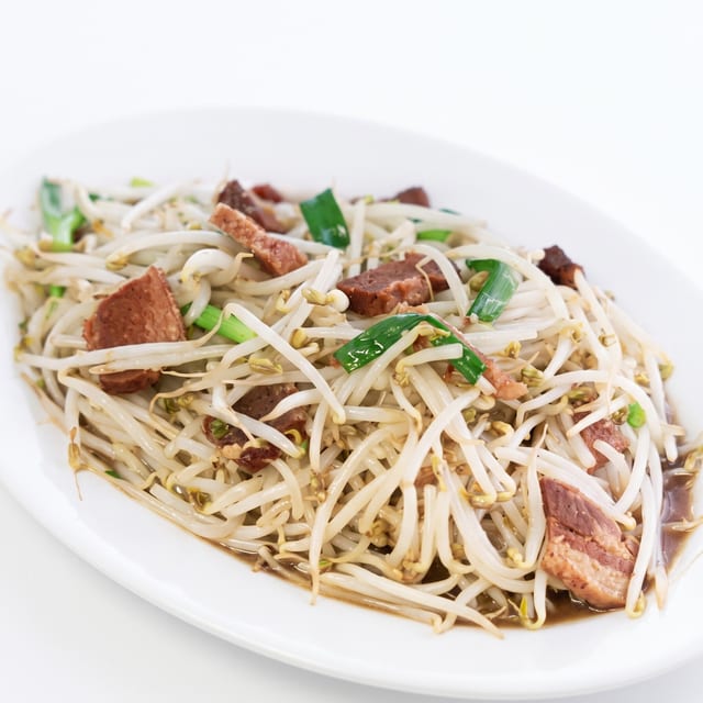 Stir-Fry Bean Sprouts & Thai Crispy Pork Belly.