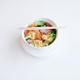 Wonton Mein Noodle Soup